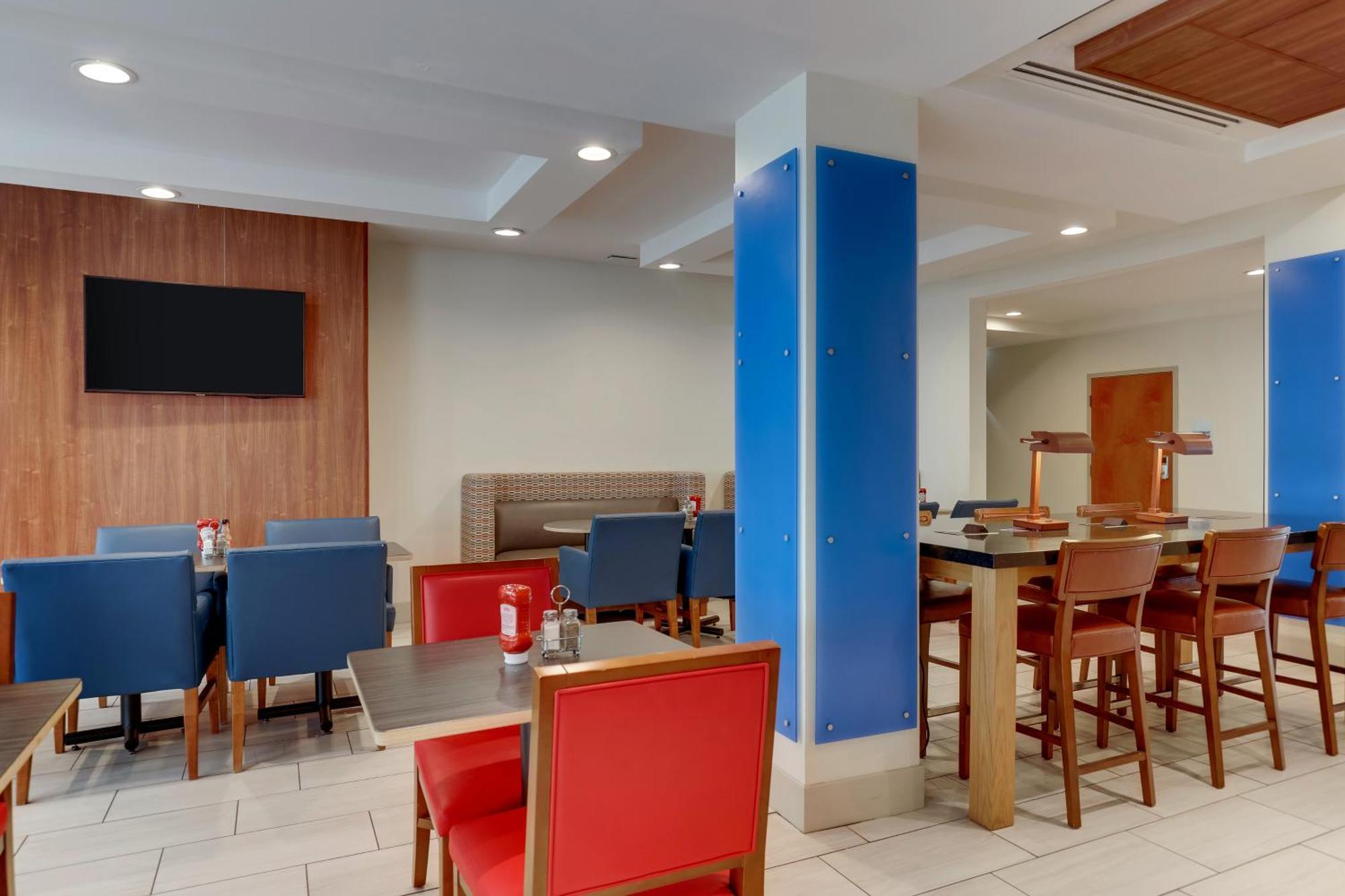 Holiday Inn Express Hotel & Suites Bryan-Montpelier By Ihg Holiday City Exteriér fotografie